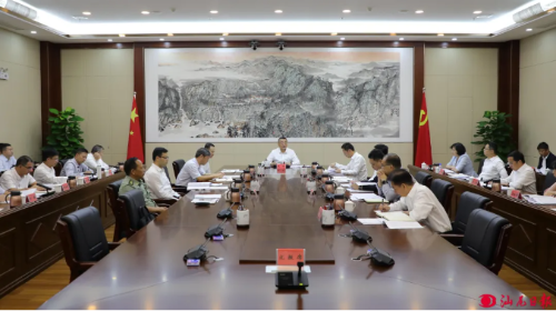 市委常委會召開會議 認真學習貫徹習近平法治思想 研究推進全面依法治市工作 逯峰主持會議
